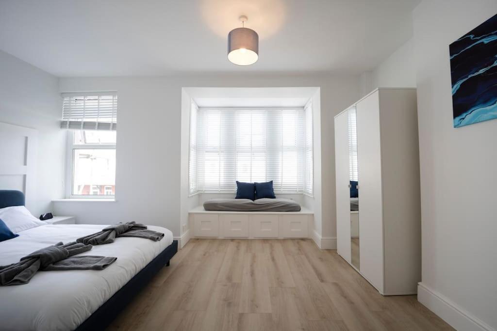 Spacious Holiday Home In Porthcawl Exterior foto